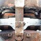 Суппорт тормозной передний левый б/у для Volvo FM (2000-2008) - 1