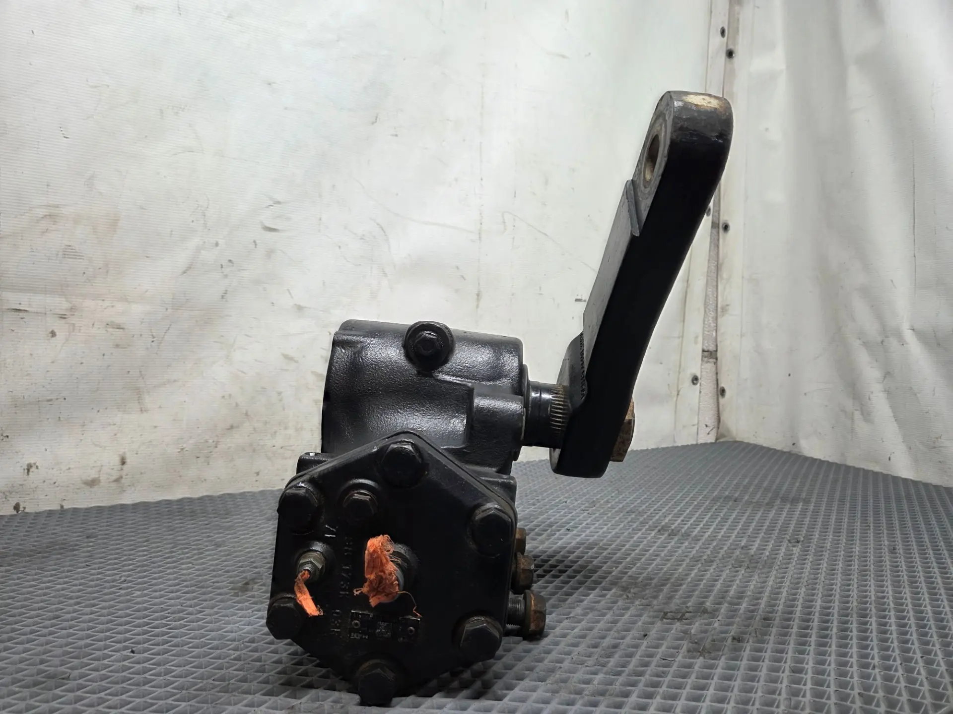 ГУР  б/у для MAN TGS - 3